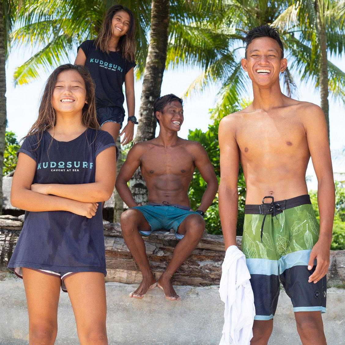 TEAM AND SURF WEAR